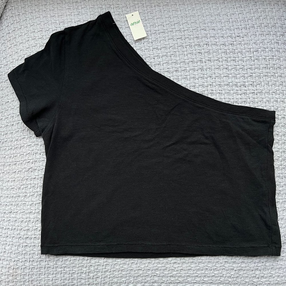 NWT ⋆ aerie | One-Shoulder Baby Tee — Black